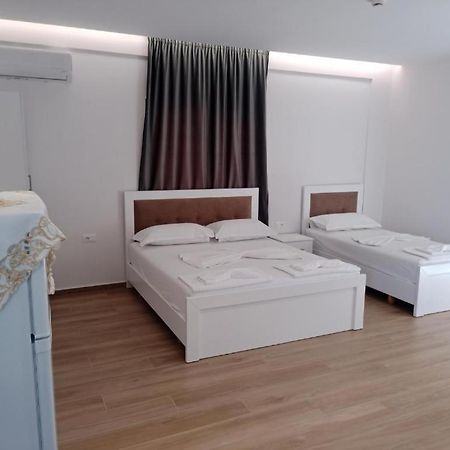 Hotel Opolonia Ksamil Buitenkant foto